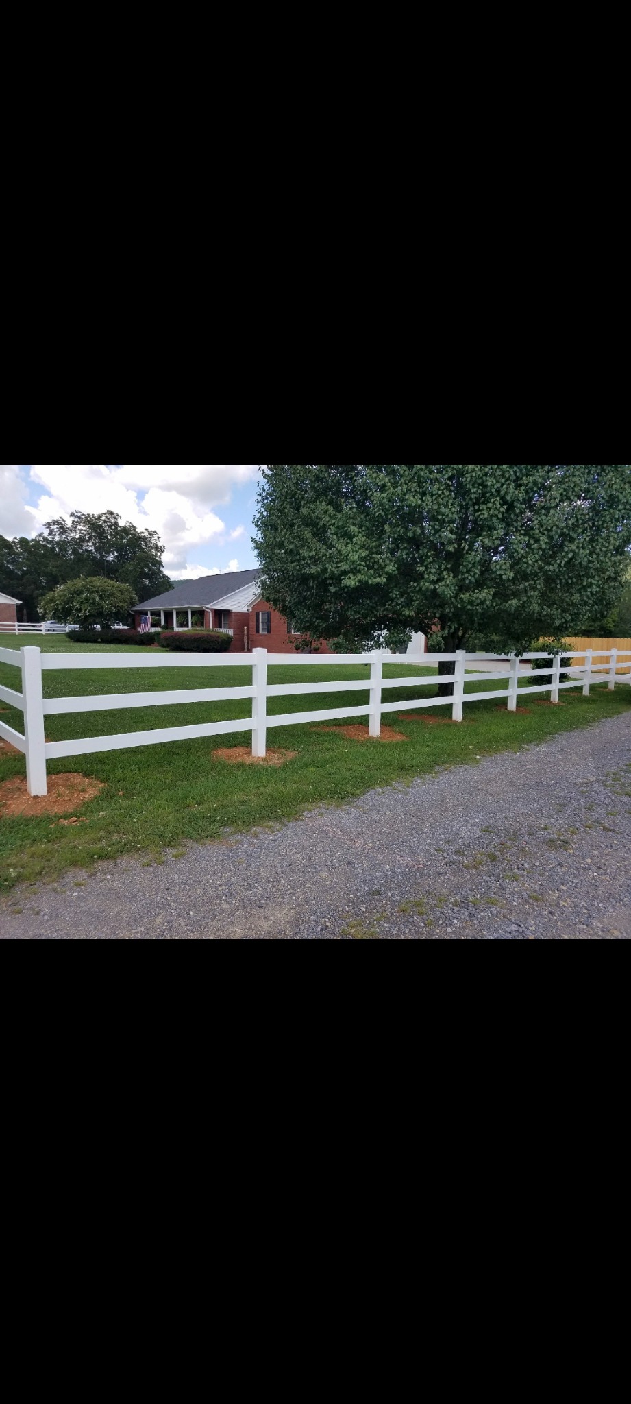 3-rail vinyl ranch fence in Snead, Alabama installed by Hooks Fence Company