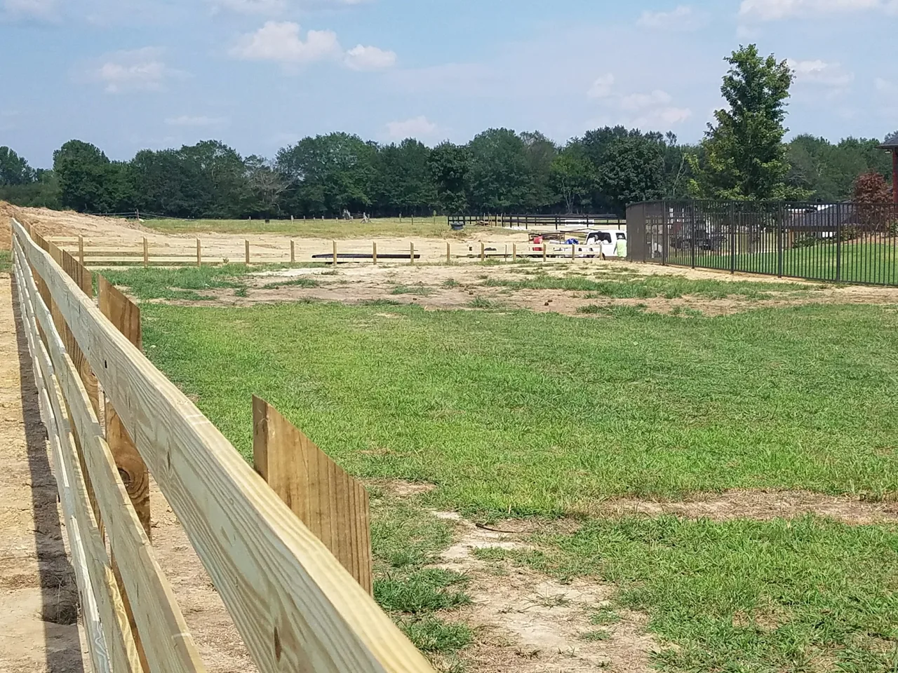 4-rail ranch fence construction project in Oneonta, Alabama