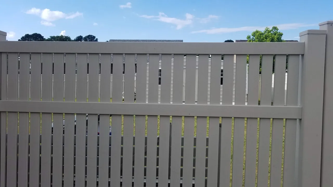 6-foot semi-privacy vinyl fence in Oneonta, Alabama installed by Hooks Fence Company