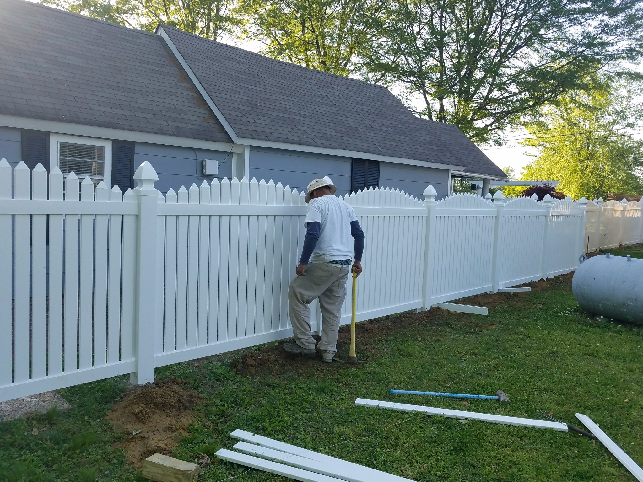 Vinyl picket fence in Albertville, Alabama installed by Hooks Fence Company